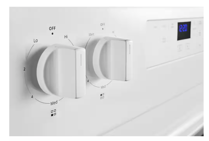 Pictures of Whirlpool 30 in. 4.8 cu. ft. Electric Range in White with Keep Warm Setting WFC315S0JW - Scratch & Dent (Minor) - Neu Appliance Outlet - Discount Appliance Outlet in Austin, Tx