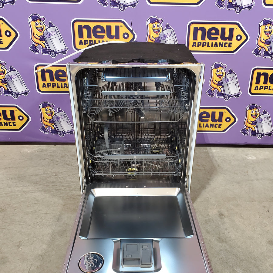 ASKO Smart Dishwasher with 40 dBA Noise Level, 3 Racks, and 3 Spray Arms 1111391 - DBI565IXXLS - Scratch & Dent (Moderate)