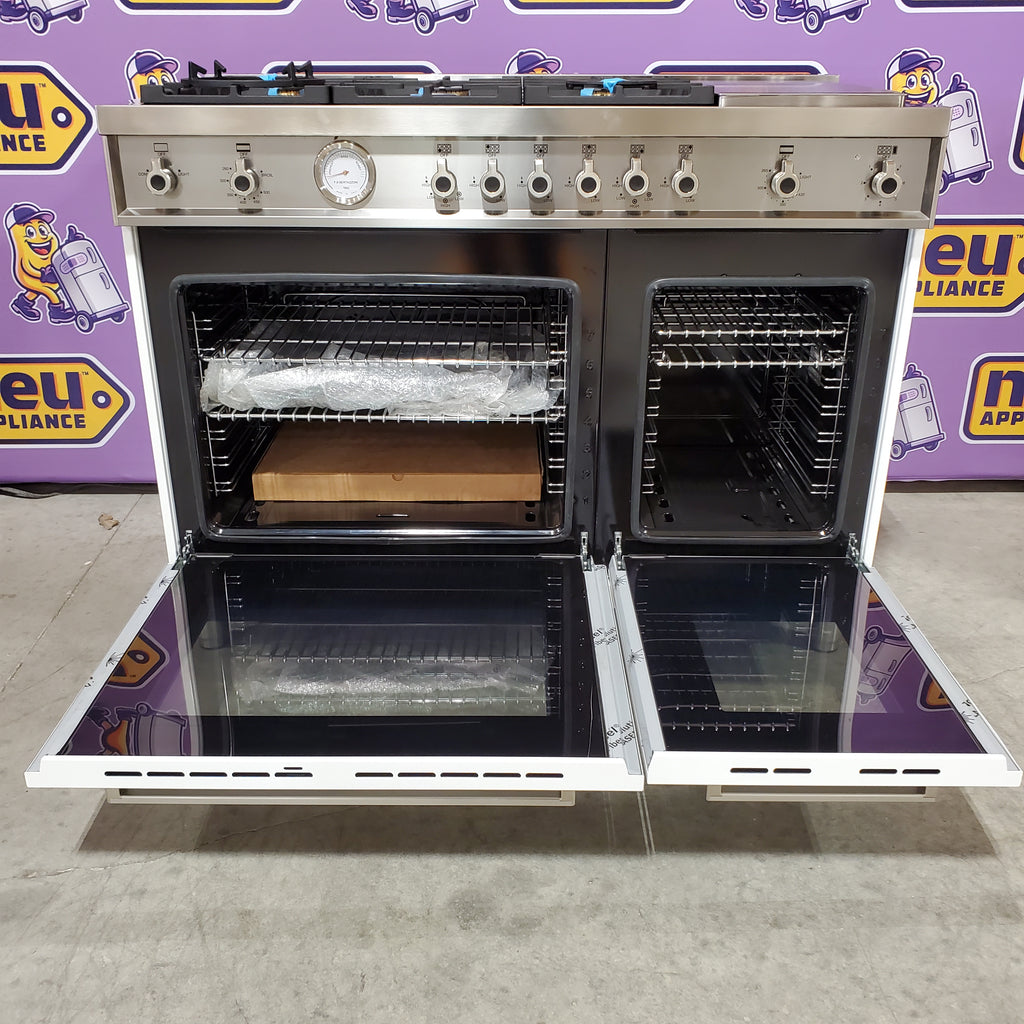 Pictures of Bertazzoni 48 Inch Freestanding Professional Gas Range with 6 Sealed Burners, Double Oven, 7.1 Cu. Ft. Total Capacity in Bianco White 11113121 - PROF486GGASBIT - Scratch & Dent (Minor) - Neu Appliance Outlet - Discount Appliance Outlet in Austin, Tx