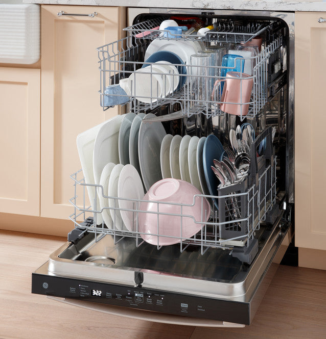 GE® Fingerprint Resistant Stainless Steel ENERGY STAR® Top Control with Stainless Steel Interior Dishwasher with Sanitize Cycle GE9849 - GDT670SYVFS - New in Box