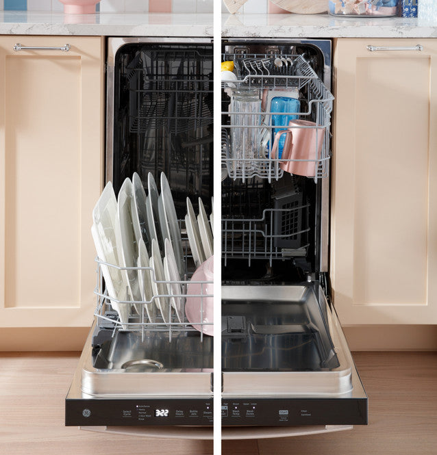 GE® Fingerprint Resistant Stainless Steel ENERGY STAR® Top Control with Stainless Steel Interior Dishwasher with Sanitize Cycle GE9849 - GDT670SYVFS - New in Box