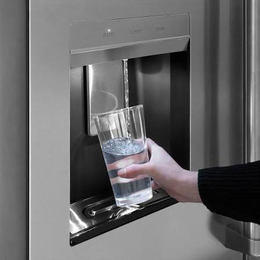 Ice & Water Dispenser