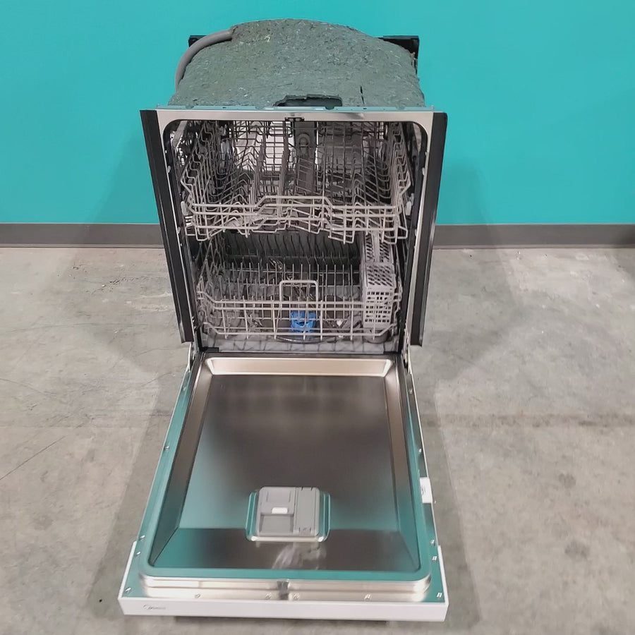 Pictures of Bosch 100 Series 24" White Dishwasher with Home Connect, Quiet Operation at 50dBA, and 24/7 Overflow Protection SHE3AEM2N - Open Box - Neu Appliance Outlet - Discount Appliance Outlet in Austin, Tx