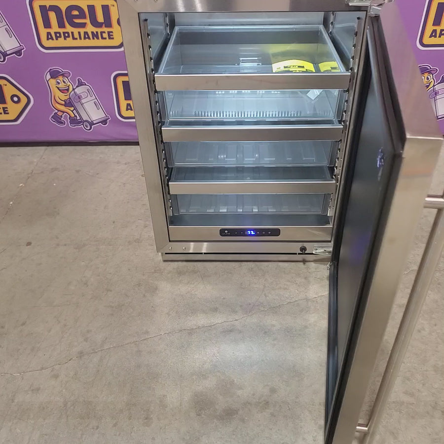 Pictures of U-Line 24 Inch Undercounter Refrigerator with 5.2 cu. ft. Capacity, 94-Bottle Capacity, 148-Can Capacity, LED Lighting, Digital Touch Pad Control, Convection Cooling, and Reversible Soft Close Door 11111540 - UHRE524SS81A - Scratch & Dent (Minor) - Neu Appliance Outlet - Discount Appliance Outlet in Austin, Tx
