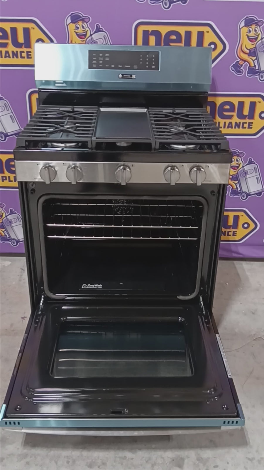 Pictures of GE 30" Free-Standing Gas Convection Range with EasyWash™ Oven Tray and No Preheat Air Fry GE9845 - GGF600AVSS - New in Box - Neu Appliance Outlet - Discount Appliance Outlet in Austin, Tx
