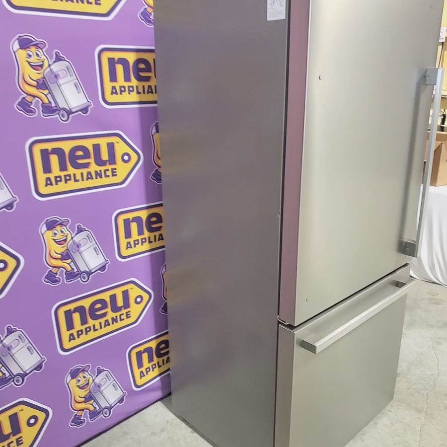 Pictures of Hisense Counter Depth Bottom Freezer 17.2 Cu. Ft. Refrigerator with LED Lighting and Super Cool and Super Freeze in Fingerprint Stainless Steel 22142805 - HRB171N6ASE - Scratch and Dent (Minor) - Neu Appliance Outlet - Discount Appliance Outlet in Austin, Tx