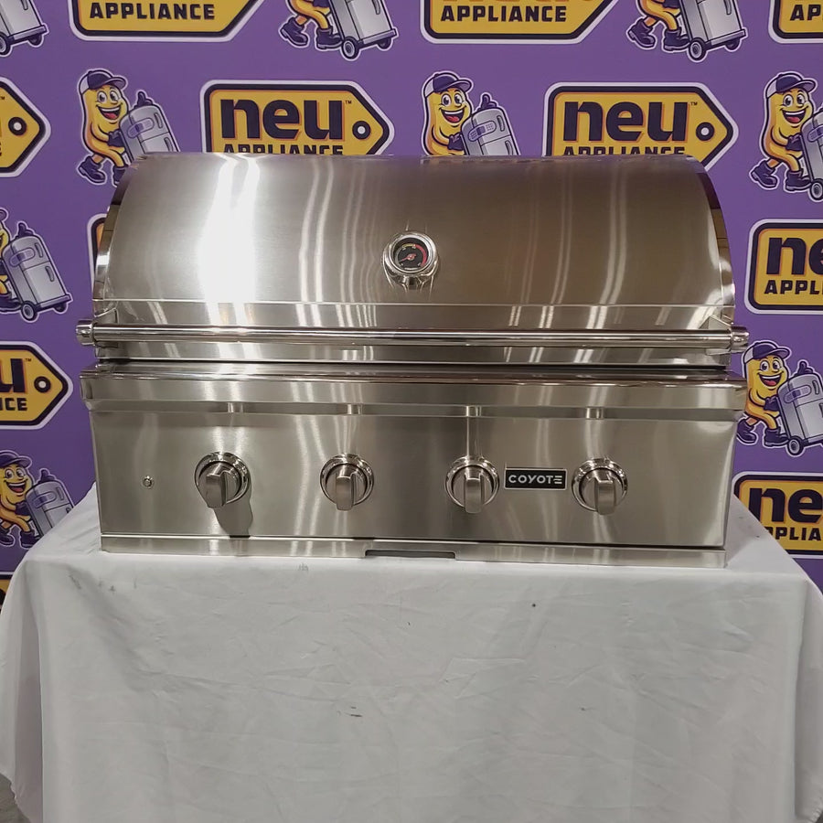 Pictures of Coyote 36 Inch Built-In Grill with 4 Infinity Burners™, 875 sq. in. Cooking Surface, Interior Grill Lighting and Integrated Wing Guard 1118317 - C2C36NG - Open Box - Neu Appliance Outlet - Discount Appliance Outlet in Austin, Tx