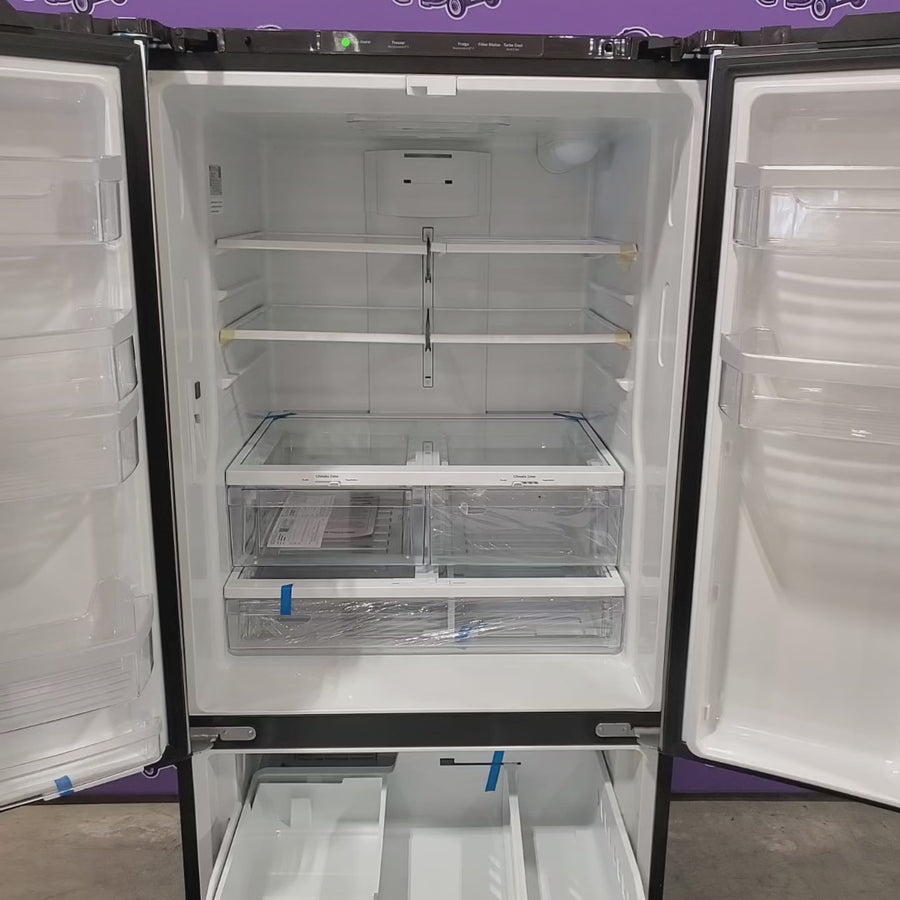 Pictures of GE 33" Wide Stainless Steel ENERGY STAR 24.7 Cu. Ft. French-Door Refrigerator with Ice Maker and Water Dispenser GE9843 - GNE25JYKFS - New in Box - Neu Appliance Outlet - Discount Appliance Outlet in Austin, Tx