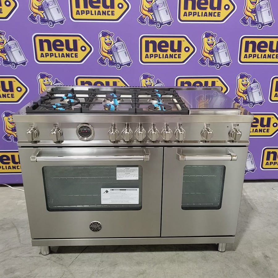 Pictures of Bertazzoni Master Series 48 Inch Freestanding Gas Range with 6 Sealed Burners, 7 cu. ft. Total Oven Capacity, Double Oven, European Convection Oven, and Electric Griddle: Natural Gas 11113107 - MAS486BTFGMX - Scratch & Dent (Minor) - Neu Appliance Outlet - Discount Appliance Outlet in Austin, Tx