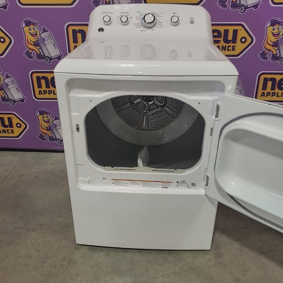 Pictures of GE® 4.5 cu. ft. Capacity Washer with Stainless Steel Basket in White GTW465ASNWW - Certified Refurbished and GE White Electric 7.2 Cu. Ft. Dryer with Aluminized Alloy Drum GTD42EASJWW - Certified Refurbished - Neu Appliance Outlet - Discount Appliance Outlet in Austin, Tx