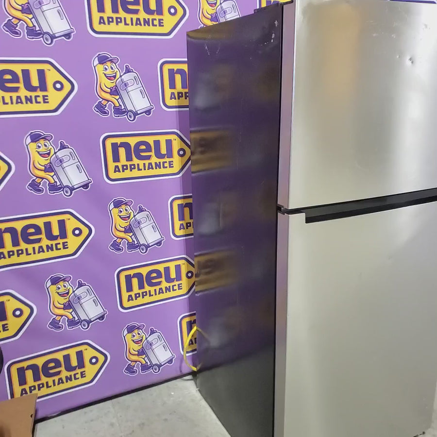 Pictures of Vissani 18.1 cu. ft. Top Freezer Refrigerator in Fingerprint Resistant Stainless Steel Look, Garage Ready MDTF18SSR5 - Scratch & Dent (Major) - Neu Appliance Outlet - Discount Appliance Outlet in Austin, Tx