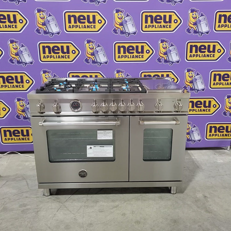 Pictures of Bertazzoni Master Series 48 Inch Freestanding Gas Range with 6 Sealed Burners, 7 cu. ft. Total Oven Capacity, Double Oven, European Convection Oven, and Electric Griddle: Natural Gas 11113107 - MAS486BTFGMX - Scratch & Dent (Minor) - Neu Appliance Outlet - Discount Appliance Outlet in Austin, Tx