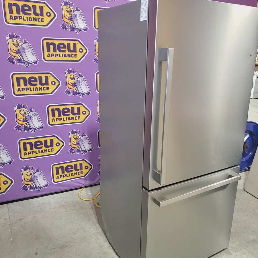 Pictures of Hisense Counter Depth Bottom Freezer 17.2 Cu. Ft. Refrigerator with LED Lighting and Super Cool and Super Freeze in Fingerprint Stainless Steel HRB171N6ASE - Scratch and Dent (Major) - Neu Appliance Outlet - Discount Appliance Outlet in Austin, Tx