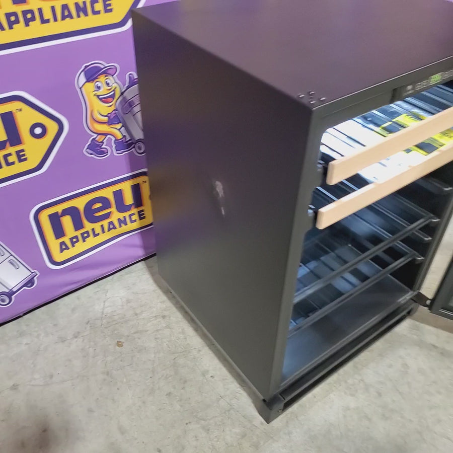 Pictures of U-Line 24 Inch Built-in Beverage Center with 5.4 cu. ft. Capacity, 85 12-oz. Bottle Capacity, 105 12-oz. Can Capacity, and 16 Wine Bottle Capacity 11111518 - U-1224BEVINT-00B - Scratch & Dent (Minor) - Neu Appliance Outlet - Discount Appliance Outlet in Austin, Tx