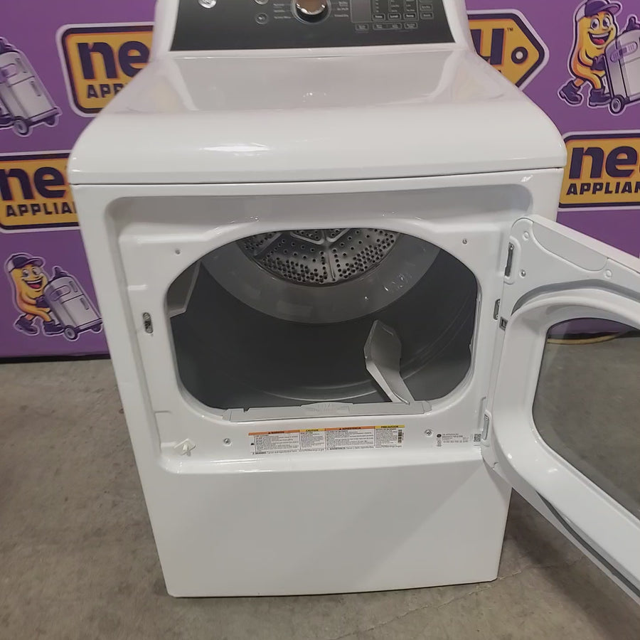 Pictures of GE® 4.5 cu. ft. Capacity Washer with Water Level Control GTW585BSVWS - Certified Refurbished and GE® 7.4 cu. ft. Capacity Electric Dryer with Up To 120 ft. Venting and Sensor Dry GTD58EBSVWS - Certified Refurbished - Neu Appliance Outlet - Discount Appliance Outlet in Austin, Tx