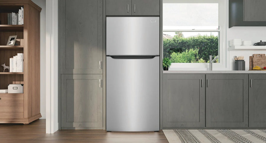 Frigidaire Gallery 20 Cu. Ft. 30-inch Wide Garage Ready Top Freezer Refrigerator in Stainless Steel 31131SD13 - GRTE2055AF - Scratch & Dent (Moderate)