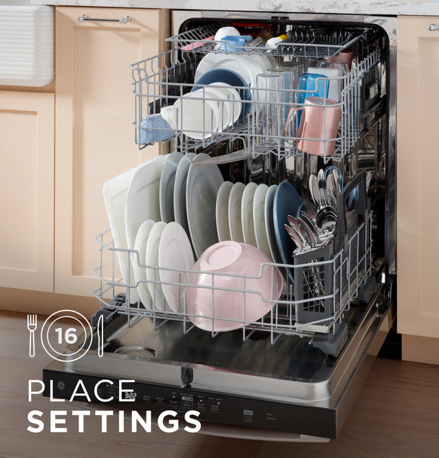 GE® Fingerprint Resistant Stainless Steel ENERGY STAR® Top Control with Stainless Steel Interior Dishwasher with Sanitize Cycle GE9849 - GDT670SYVFS - New in Box