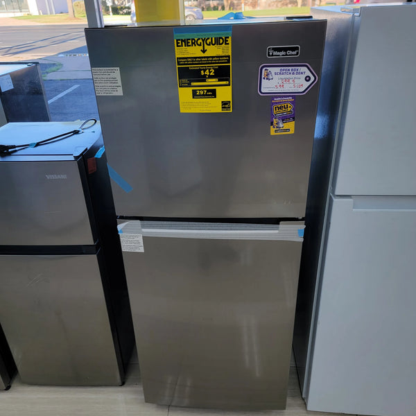 Magic Chef Fridge/Freezer!