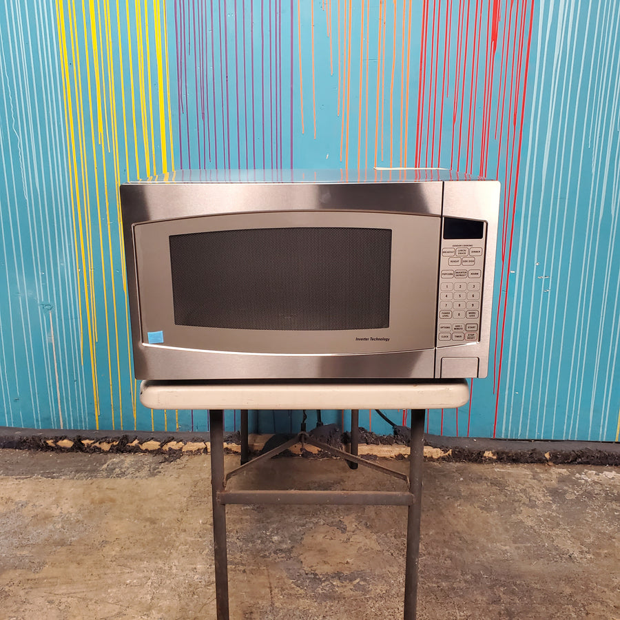 Stainless Steel GE. 2.2 cu. ft. Countertop Microwave Oven with Inverter Defrost Technology- Open Box