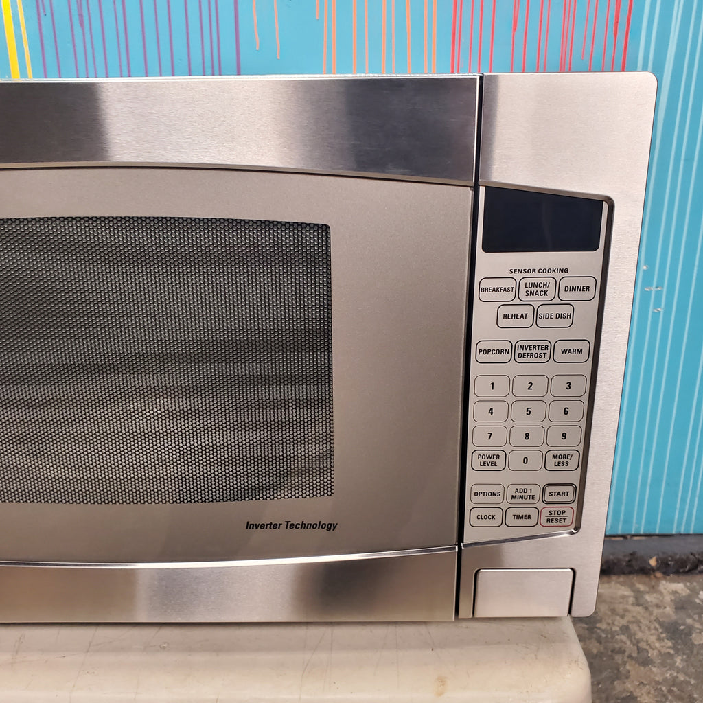 Pictures of Stainless Steel GE. 2.2 cu. ft. Countertop Microwave Oven with Inverter Defrost Technology- Open Box - Neu Appliance Outlet - Discount Appliance Outlet in Austin, Tx