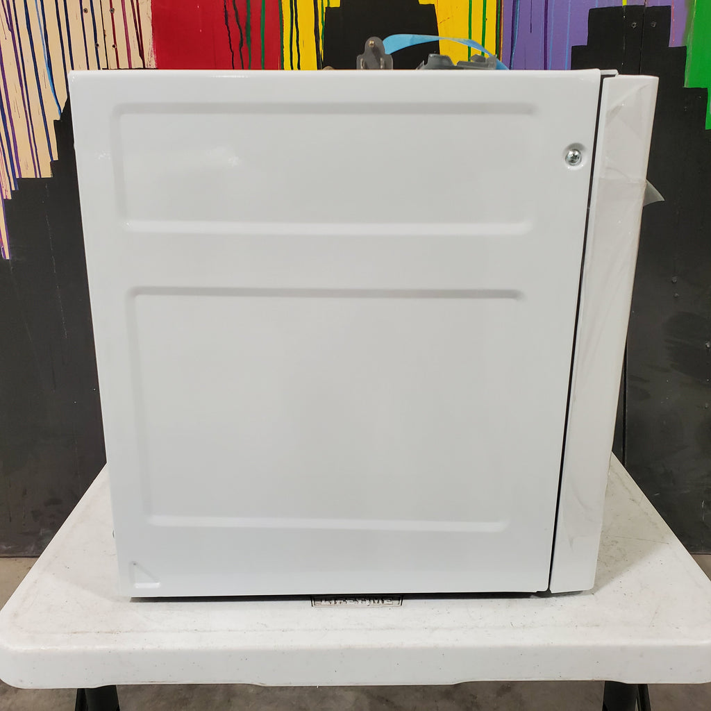 Pictures of White GE 1.6 cu. ft. Over the Range Microwave with 13.5 inch Defrost Options - Open Box - Neu Appliance Outlet - Discount Appliance Outlet in Austin, Tx