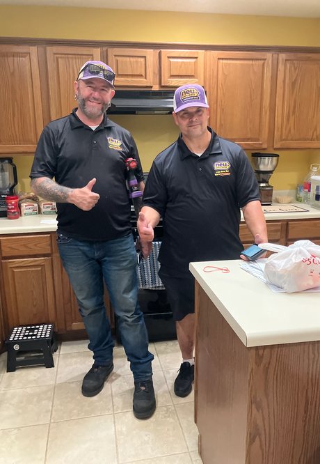 Neu delivery & install team