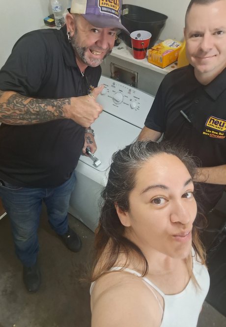 Neu delivery & install team