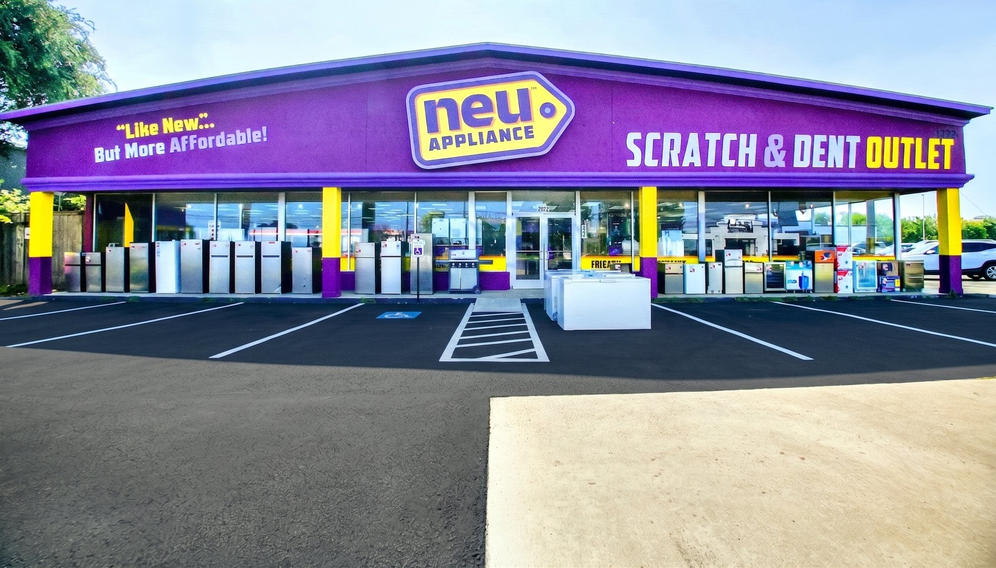 Neu Appliance Outlet storefront in Austin